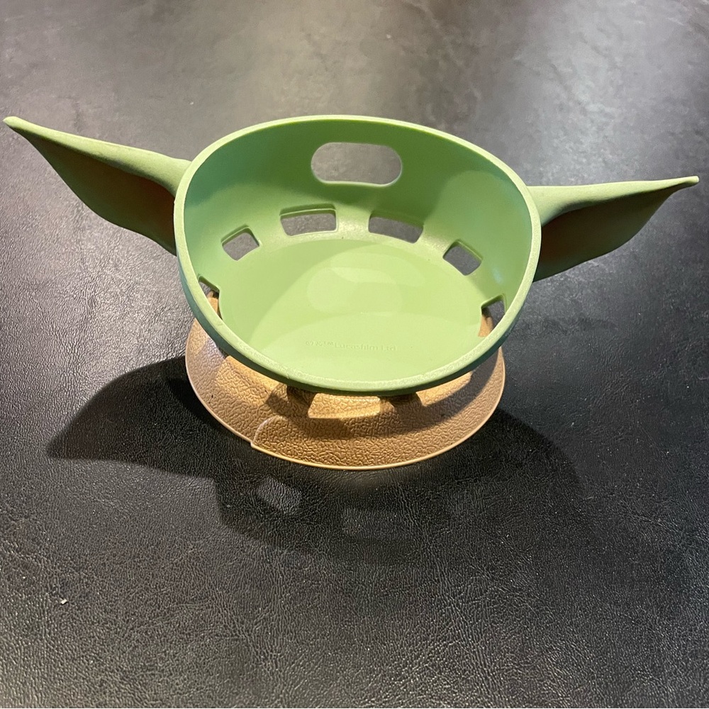 Green Baby Yoda echo dot holder
